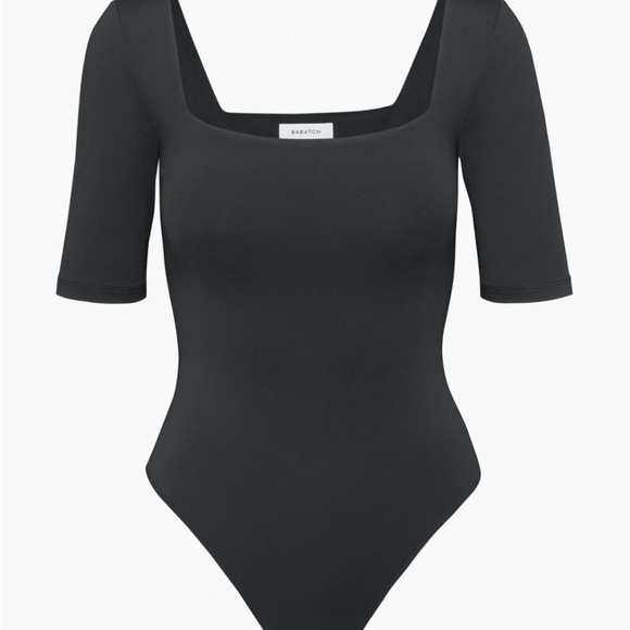 🆕 Aritzia | *NWOT* Babaton CONTOUR SQUARENECK HALFSLEEVE BODYSUIT (size S) - Picture 2 of 6